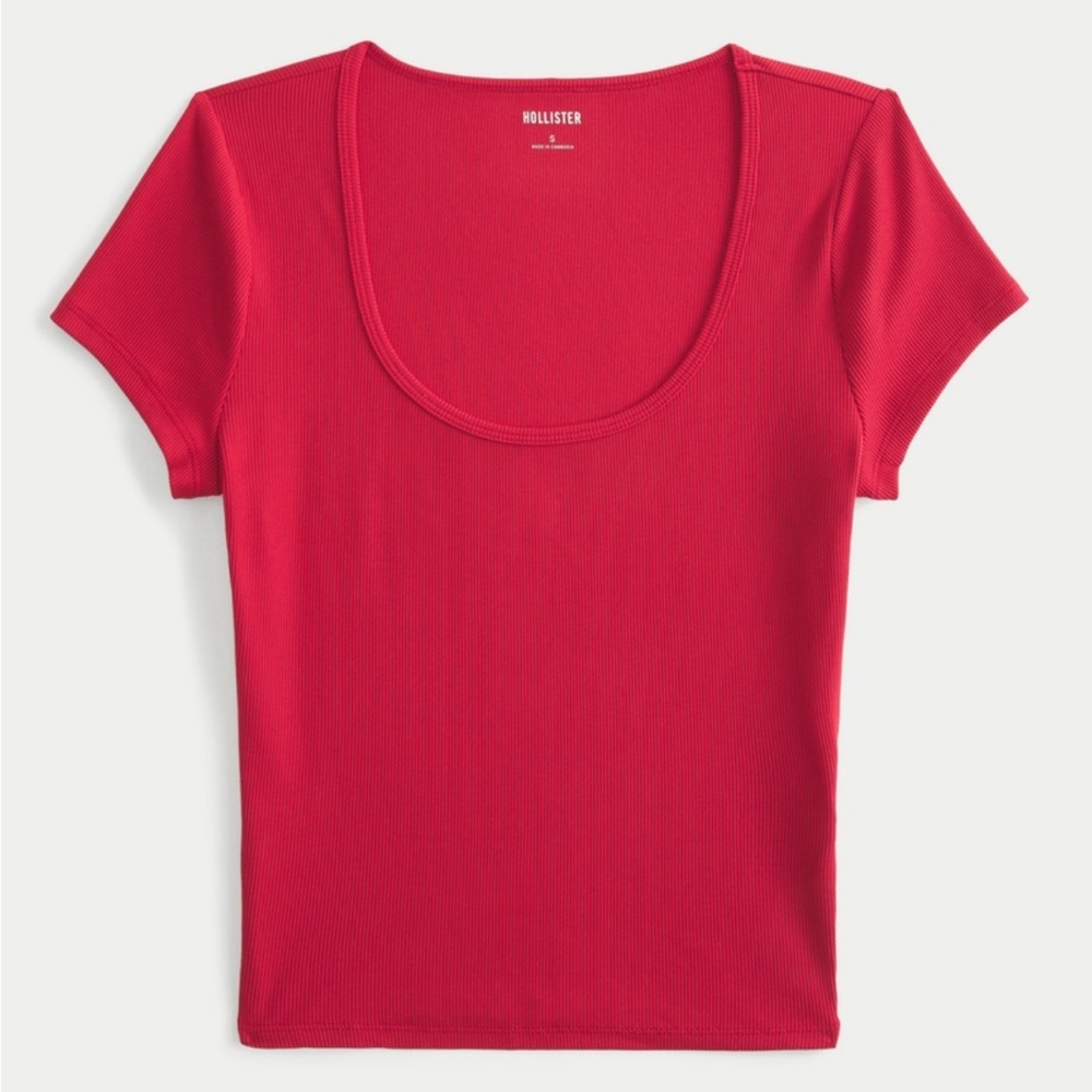Small Hollister Red scoops neck top